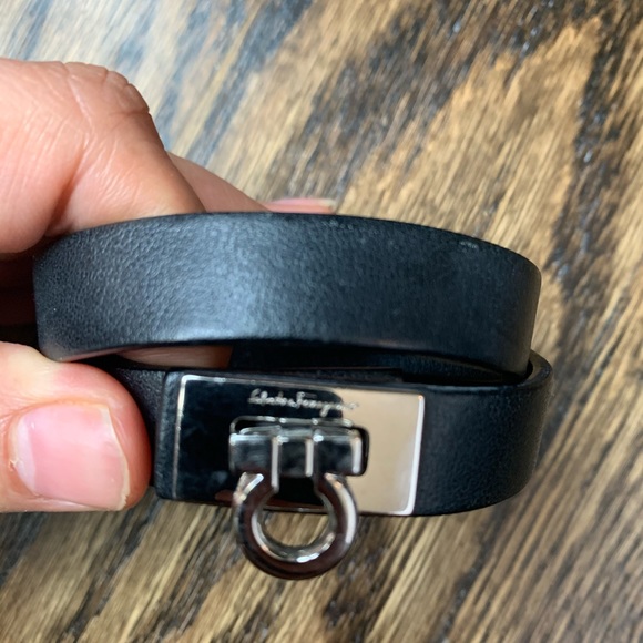 Salvatore Ferragamo leather double wrap - Picture 4 of 4